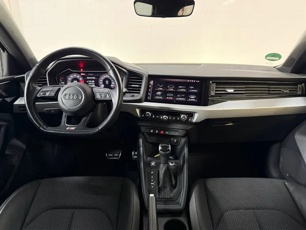 Audi A1 35 TFSI 1.5L S-line Automaat uit 2019, foto 15