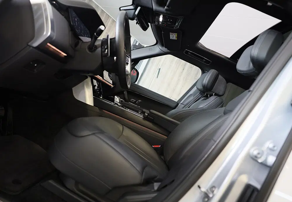 Land Rover Range Rover P 510E SV uit 2024, foto 7