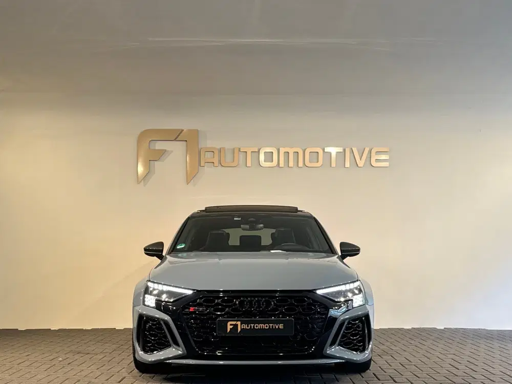 Audi RS3 2.5 TFSI quattro Pano uit 2022, foto 3