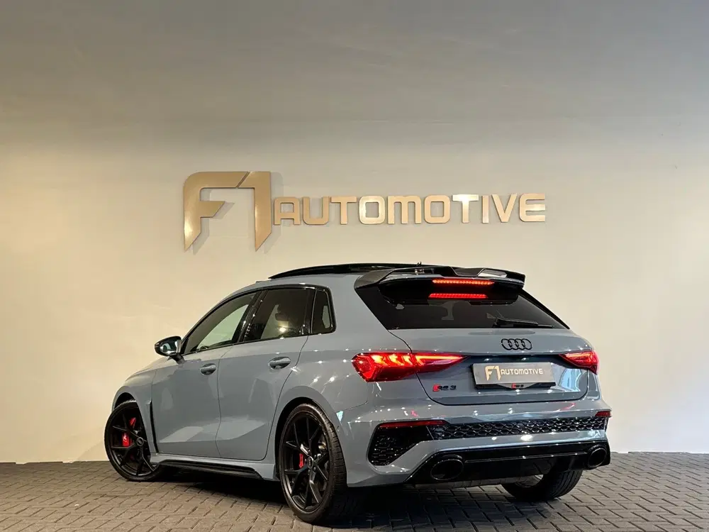 Audi RS3 2.5 TFSI quattro Pano uit 2022, foto 9
