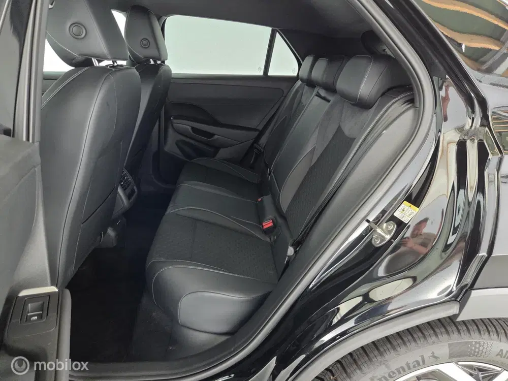 Volkswagen T-Roc 1.5 eTsi 150PK R-Line First Edition trekha uit 2026, foto 12