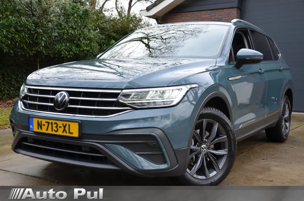 Volkswagen Tiguan Allspace 1.5 TSI Life Business 7 Persoons uit 2022