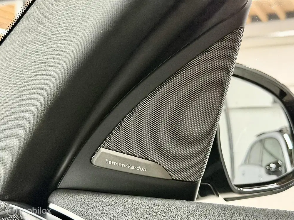 BMW iX3 High Executive 80 kWh M Sport uit 2022, foto 10