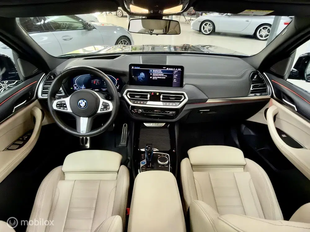 BMW iX3 High Executive 80 kWh M Sport uit 2022, foto 8