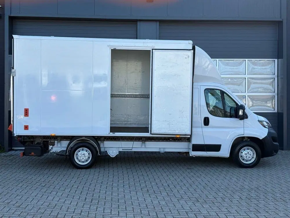 Peugeot Boxer 2.2 HDI 140PK Bakwagen Laadklep uit 2024, foto 5