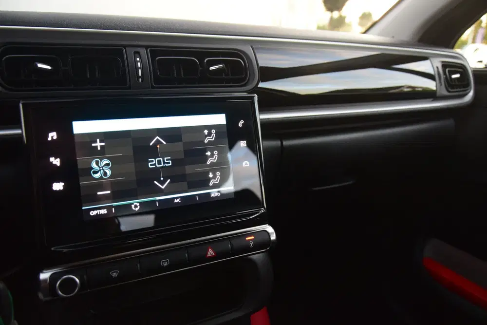 Citroën C3 1.2 PureTech Feel Edition Navi uit 2024, foto 15