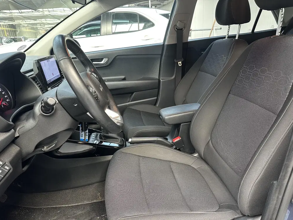 Kia Rio 1.0 T-GDi MHEV DynamicLine uit 2022, foto 2