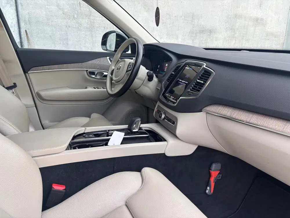 Volvo XC90 2.0 T8 RECHARGE AWD CORE BRIGHT 7 ZITS AWD uit 2022, foto 9