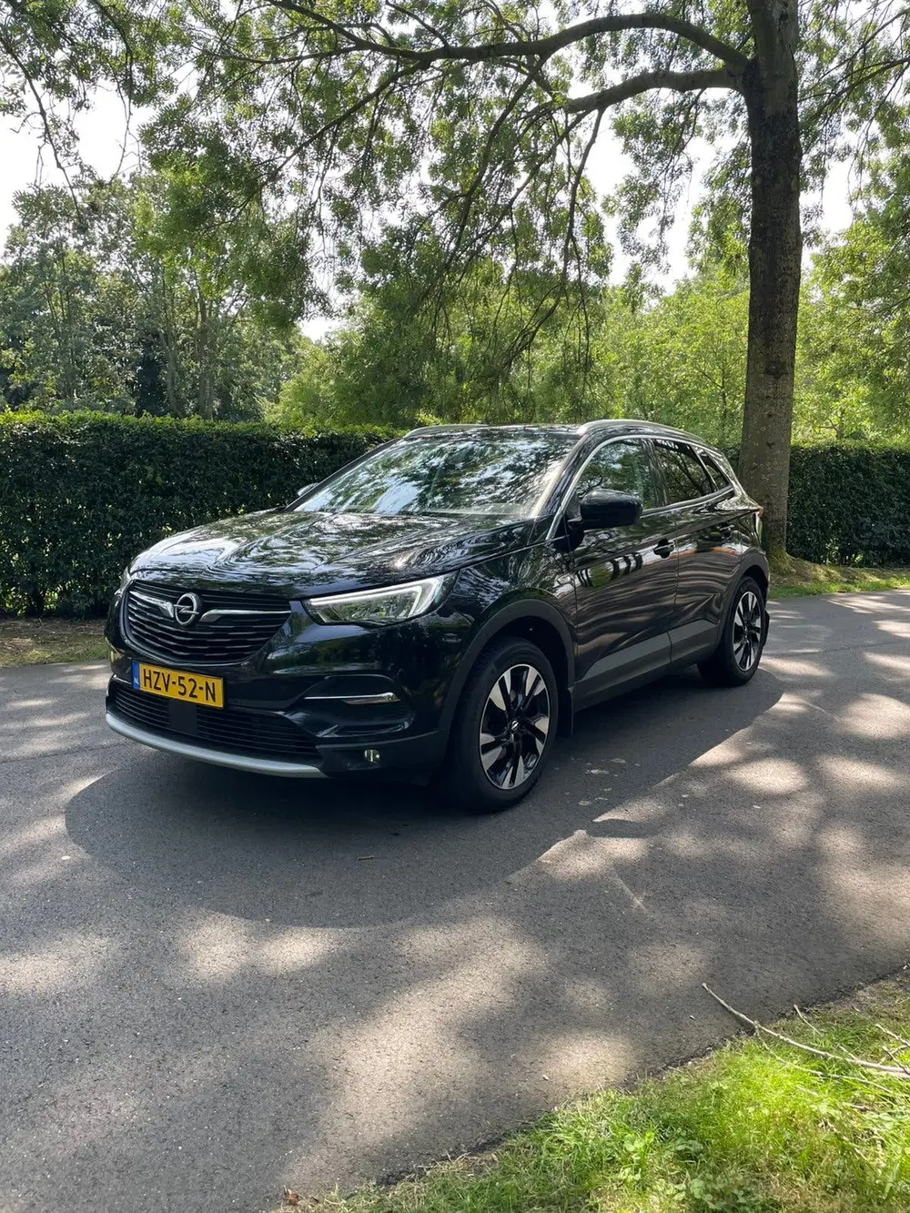 Opel Grandland 1.2 Turbo ultimate Automaat 2021 Zwart uit 2021, foto 2