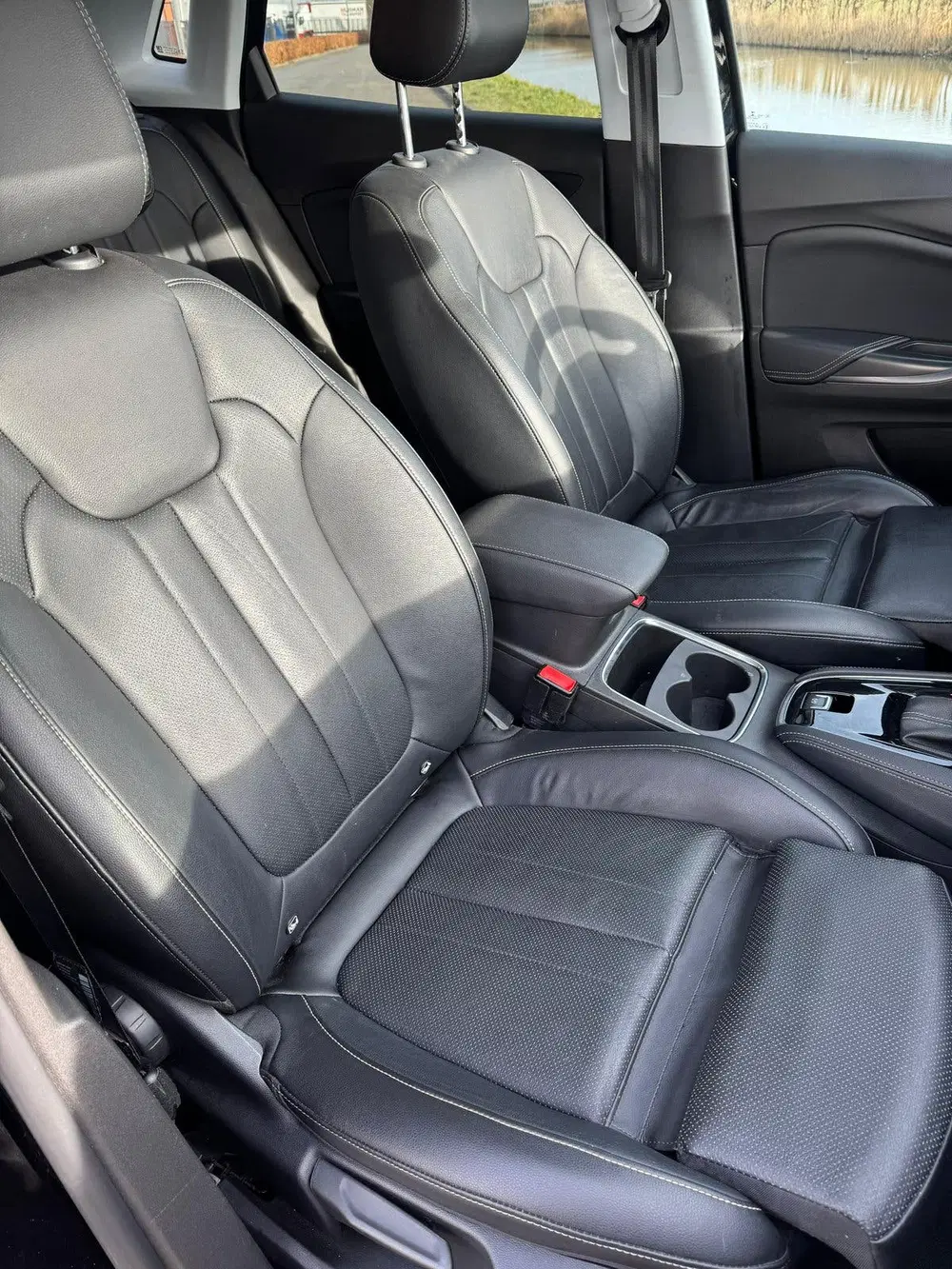 Opel Grandland 1.2 Turbo ultimate Automaat 2021 Zwart uit 2021, foto 9