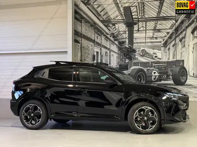 Alfa Romeo Junior 1.2 Turbo Hybrid Ibrida Ti Black Edition uit 2026