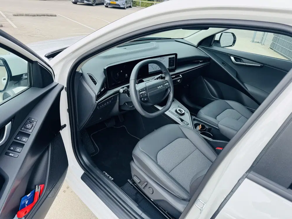 Kia Niro 1.6 GDi Hybrid DynamicPlusLine Demo auto uit 2026, foto 3