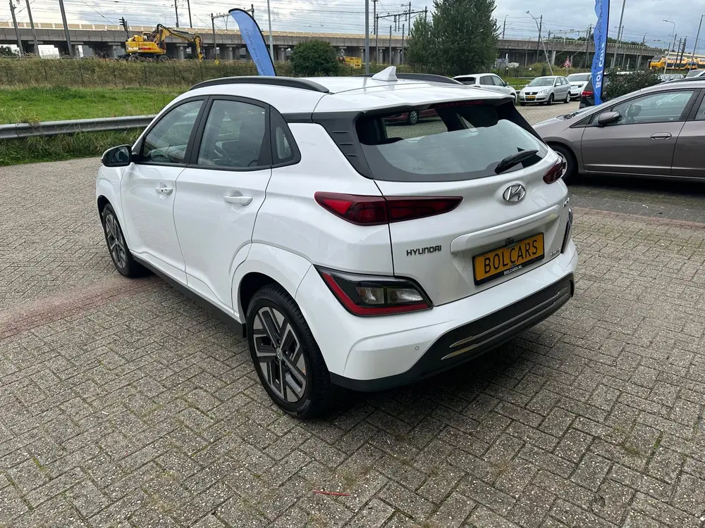Hyundai KONA EV Comfort 39 kWh uit 2022, foto 2