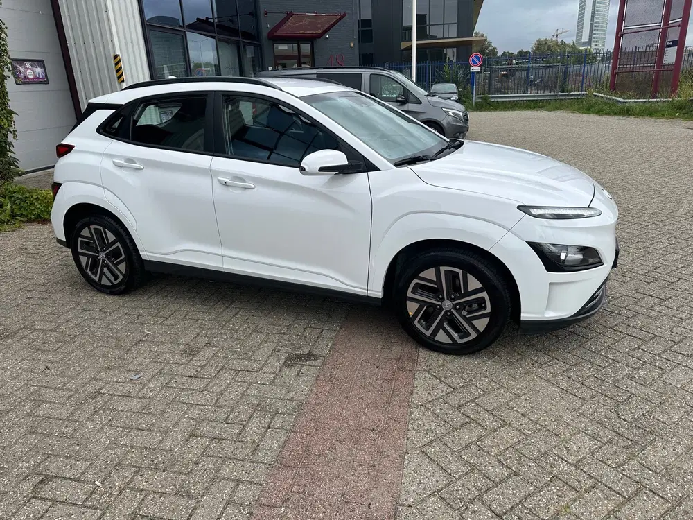 Hyundai KONA EV Comfort 39 kWh uit 2022, foto 6