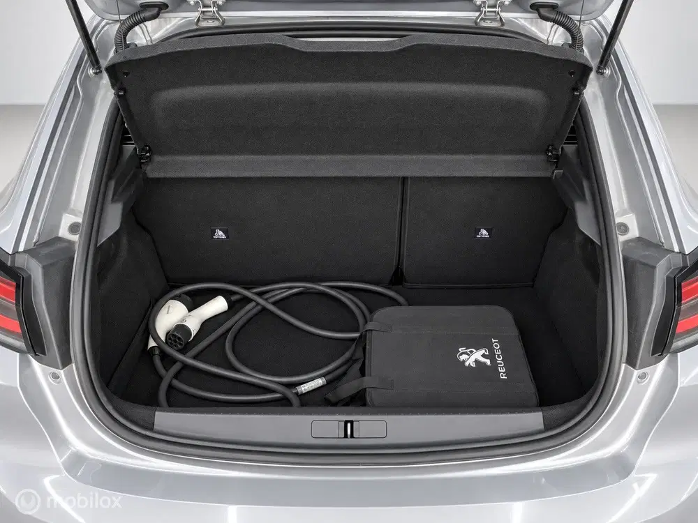 Peugeot 208 EV Allure 50 kWh KEYLESS uit 2020, foto 14