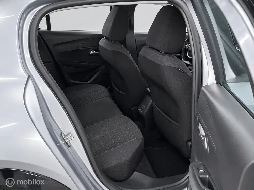 Peugeot 208 EV Allure 50 kWh KEYLESS uit 2020, foto 15