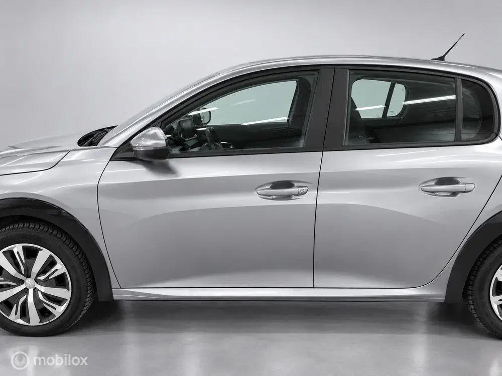 Peugeot 208 EV Allure 50 kWh KEYLESS uit 2020, foto 7