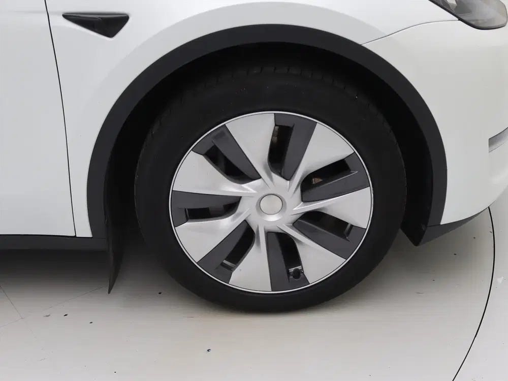 Tesla Model Y Long Range AWD 75kWh 351pk 92.2% SoH [ AMD uit 2023, foto 12