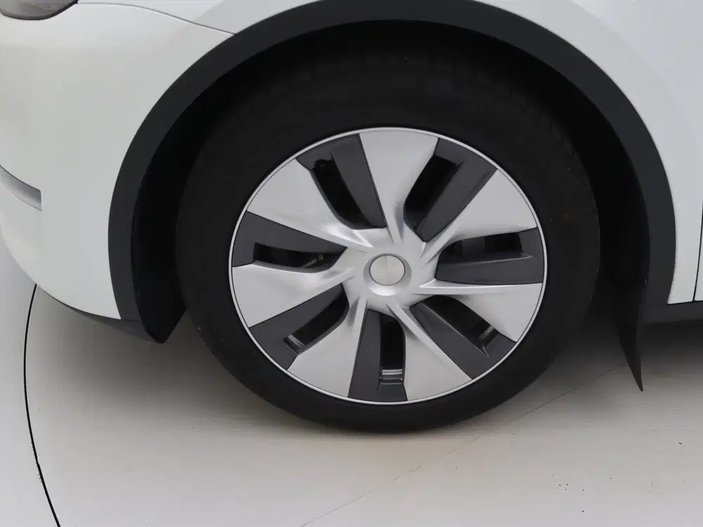 Tesla Model Y Long Range AWD 75kWh 351pk 92.2% SoH [ AMD uit 2023, foto 13