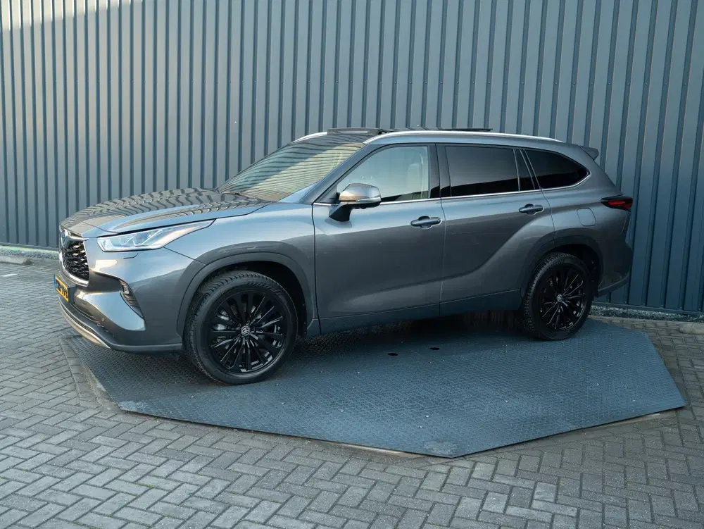 Toyota Highlander 2.5 AWD Hybrid Premium 7 pers. uit 2024, foto 2