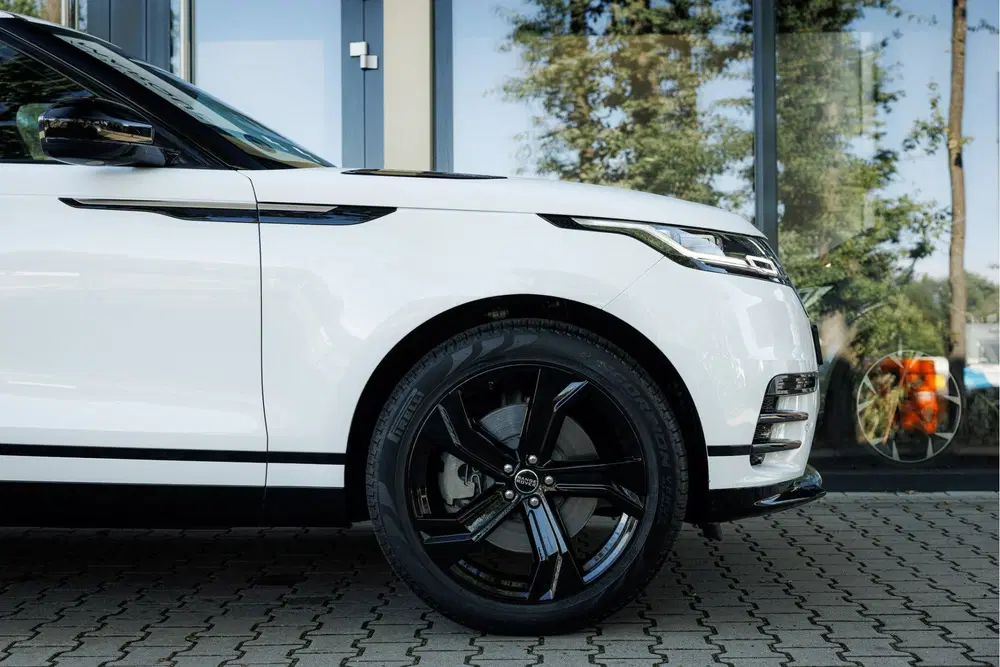 Land Rover Range Rover Velar 2.0 P400e 404PK Aut. uit 2023, foto 9