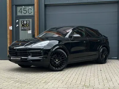 Porsche Cayenne Cayenne Coupé 3.0 E-Hybrid Pano uit 2020