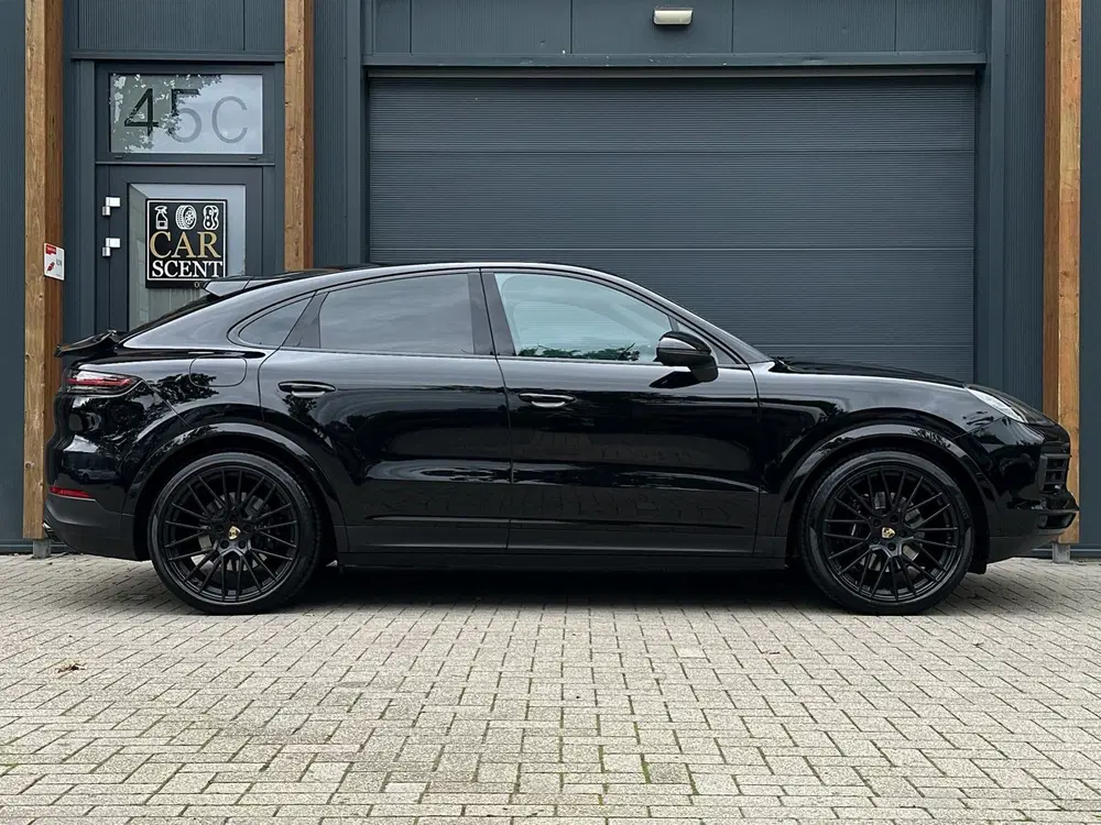 Porsche Cayenne Cayenne Coupé 3.0 E-Hybrid Pano uit 2020, foto 5
