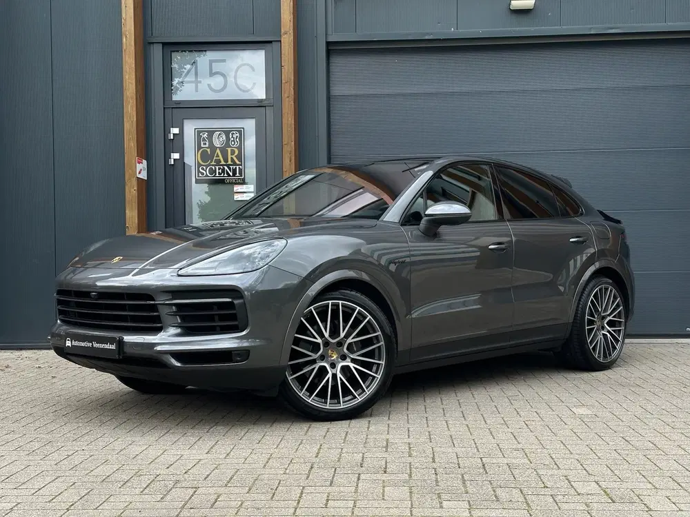 Porsche Cayenne Cayenne Coupé 3.0 E-Hybrid Pano uit 2020