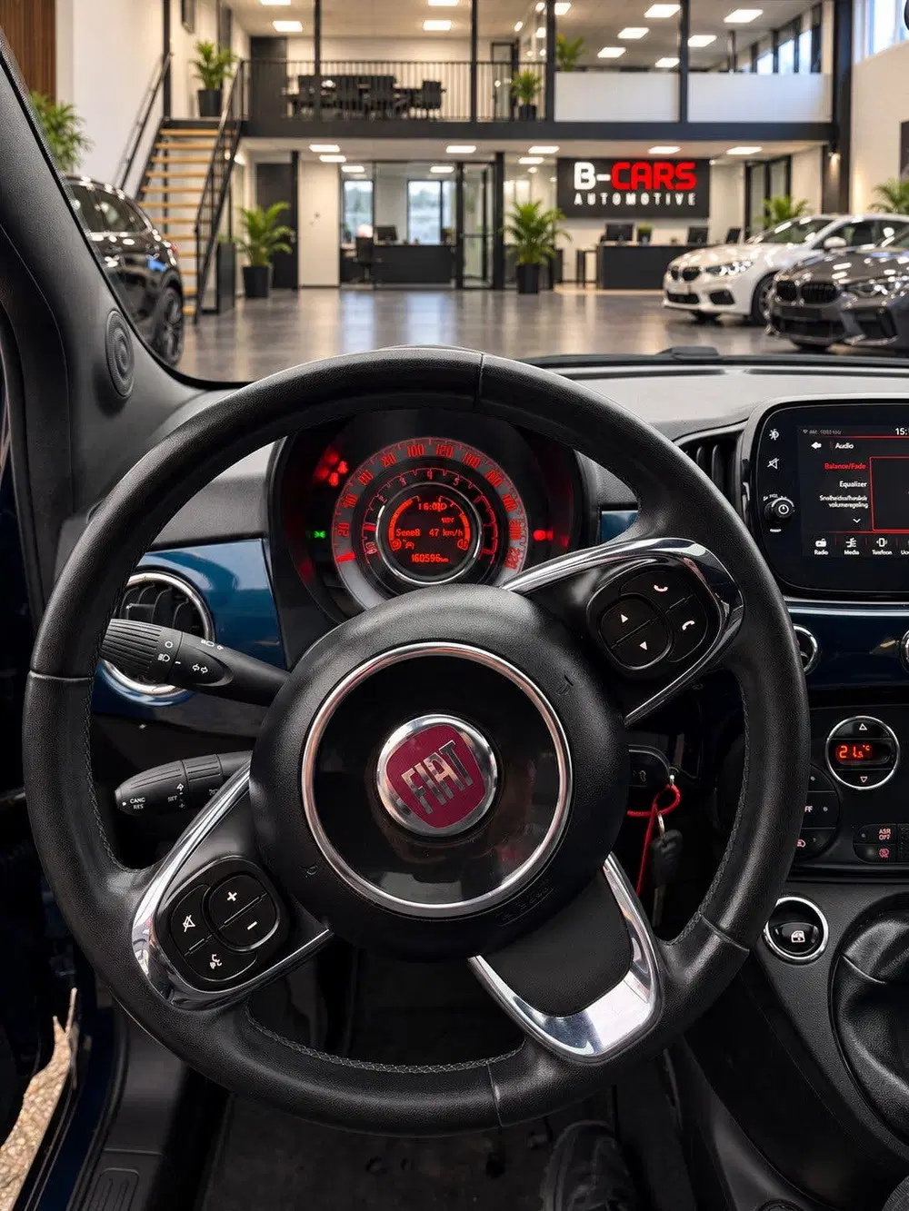 Fiat 500 1.2 Lounge Xenon uit 2019, foto 14