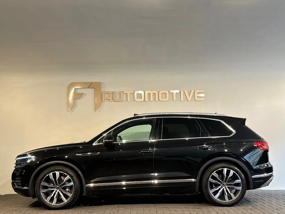 Volkswagen Touareg 3.0 TSi e-Hybrid 4M R Pano uit 2022, foto 13