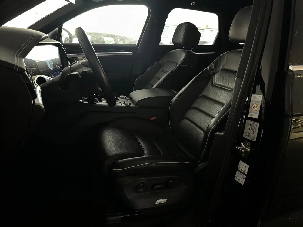 Volkswagen Touareg 3.0 TSi e-Hybrid 4M R Pano uit 2022, foto 5