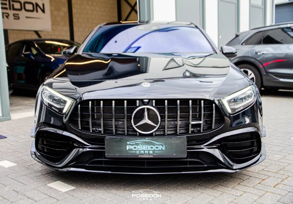 Mercedes-Benz A-Klasse AMG 45 S 4MATIC+ Edition 1 PANO uit 2020, foto 2