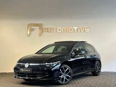 Volkswagen Golf 1.5 eTSI Edition Pano uit 2024