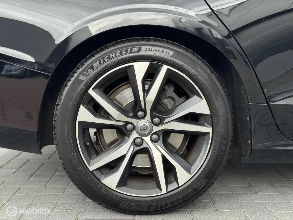 Volvo S60 2.0 B5 R-Design uit 2021, foto 12