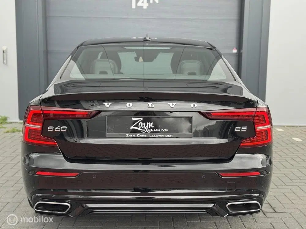 Volvo S60 2.0 B5 R-Design uit 2021, foto 6