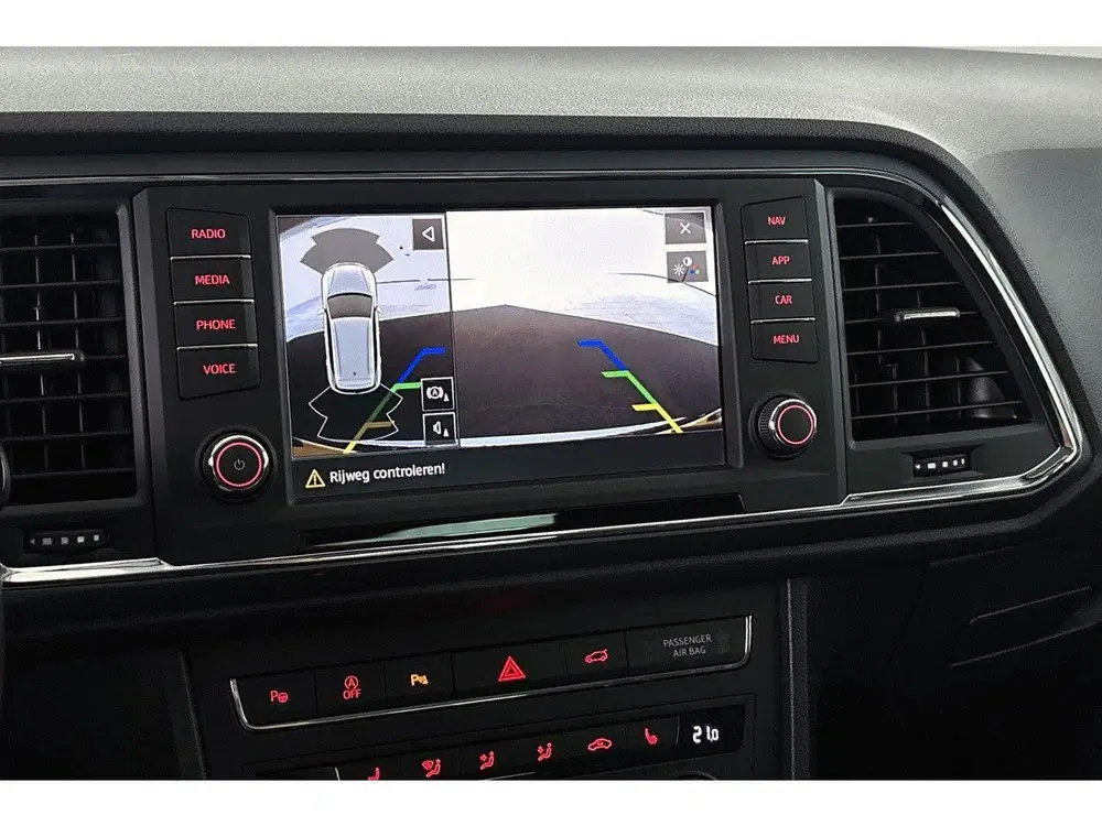 SEAT Ateca 1.5 TSI Style Business Intense Stoelverwar uit 2019, foto 15