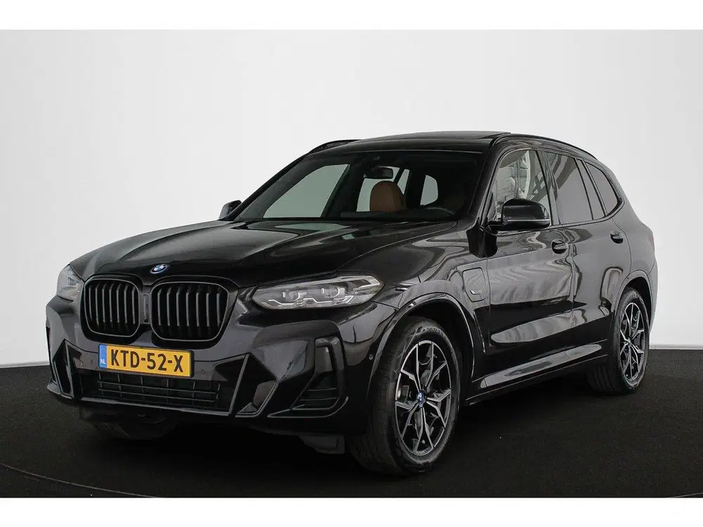 BMW X3 xDrive30e M Sport Panoramadak Stuur-Stoelv uit 2022