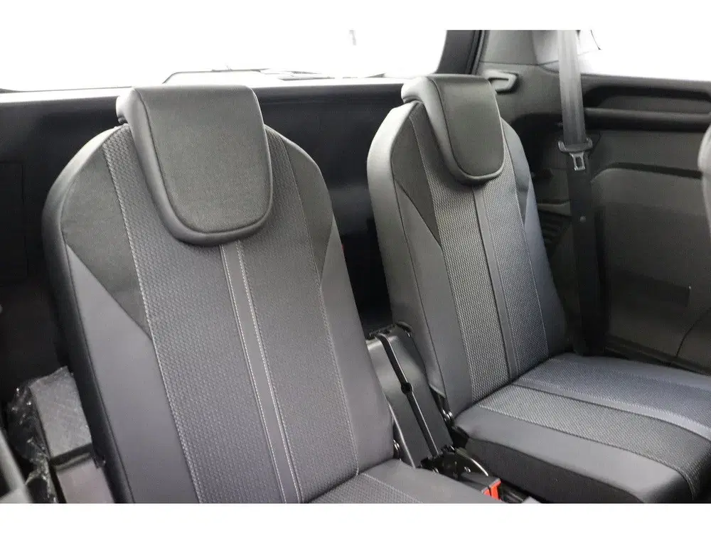 Peugeot 5008 1.2 PureTech Allure Pack Business AUTOMAAT uit 2022, foto 14