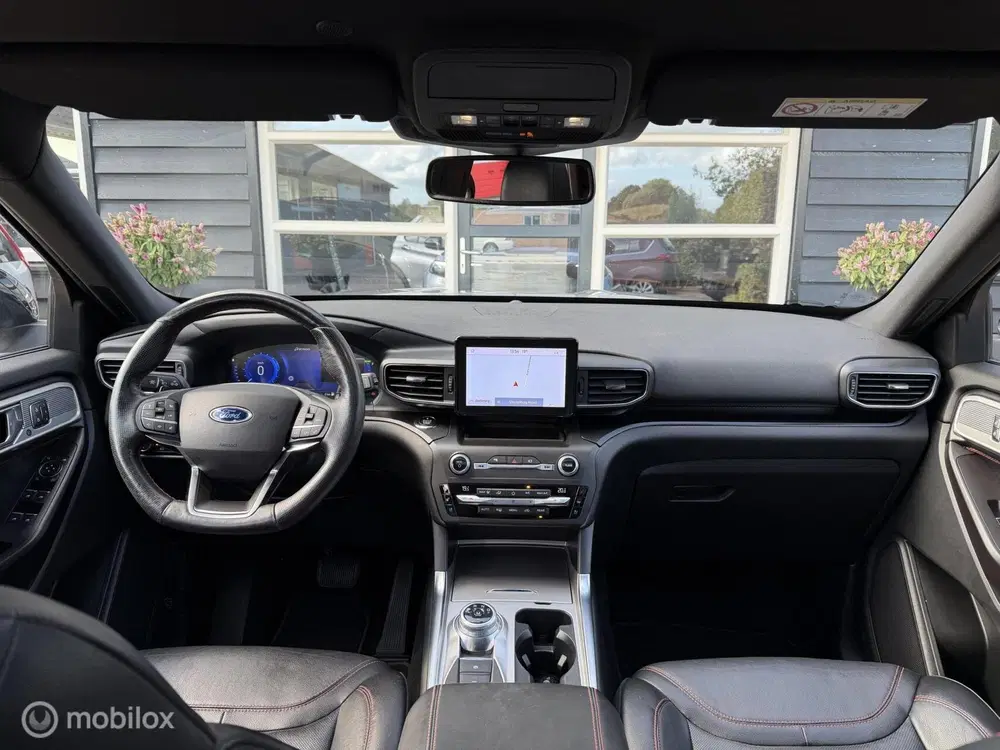 Ford Explorer 3.0 V6 EcoBoost PHEV ST-Line uit 2020, foto 12