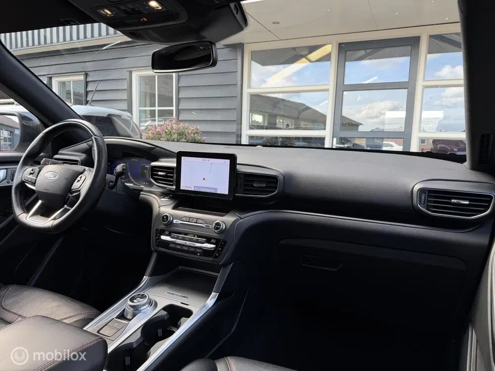 Ford Explorer 3.0 V6 EcoBoost PHEV ST-Line uit 2020, foto 13