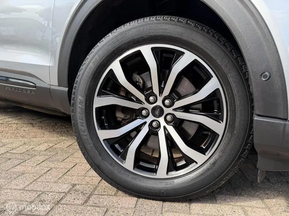 Ford Explorer 3.0 V6 EcoBoost PHEV ST-Line uit 2020, foto 7