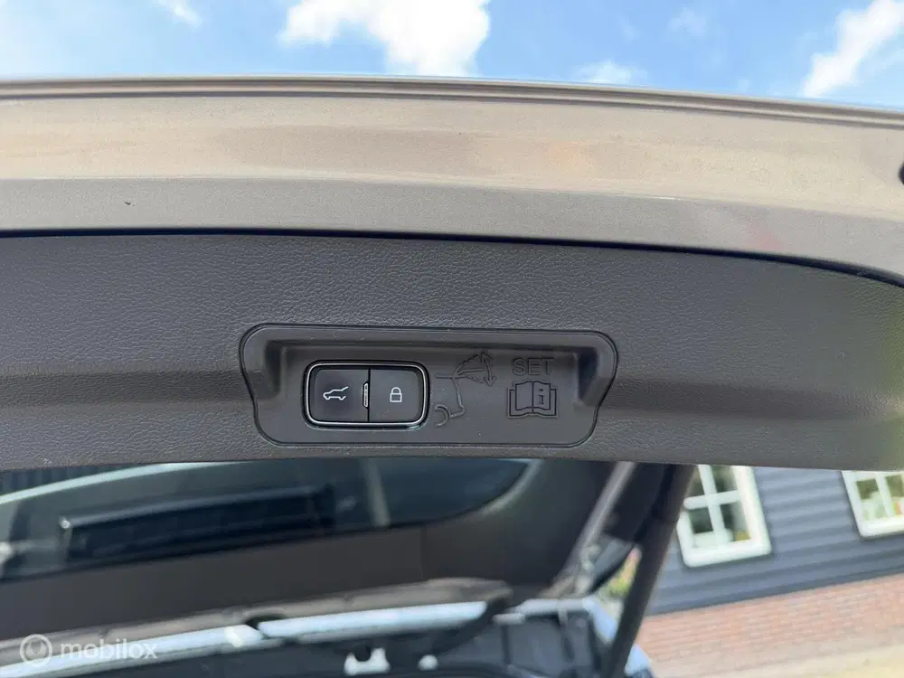 Ford Explorer 3.0 V6 EcoBoost PHEV ST-Line uit 2020, foto 8