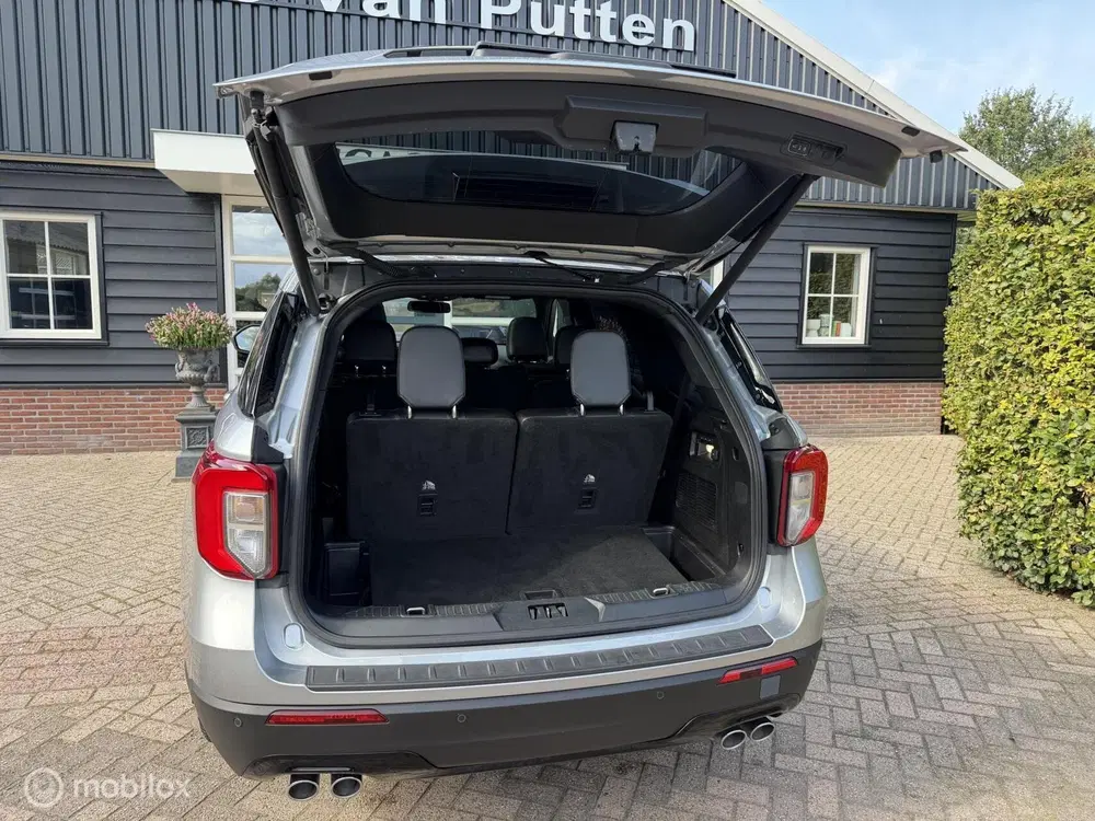 Ford Explorer 3.0 V6 EcoBoost PHEV ST-Line uit 2020, foto 9