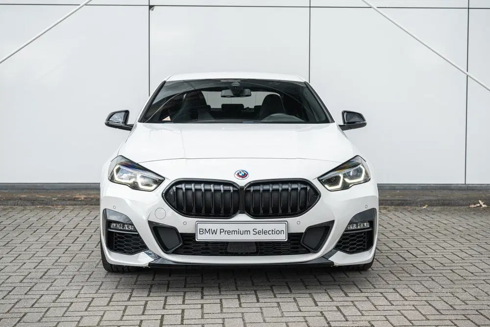 BMW 2-serie Coupé 220i Executive M Sport uit 2022, foto 11