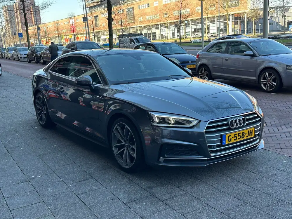 Audi A5 A5 Coupé 40 TFSI Design Pro Line Plus Navi uit 2019, foto 4