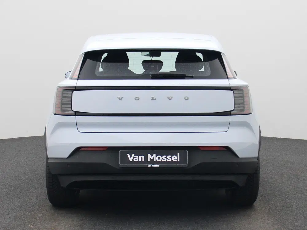 Volvo EX30 Single Motor Extended Range Core uit 2024, foto 5