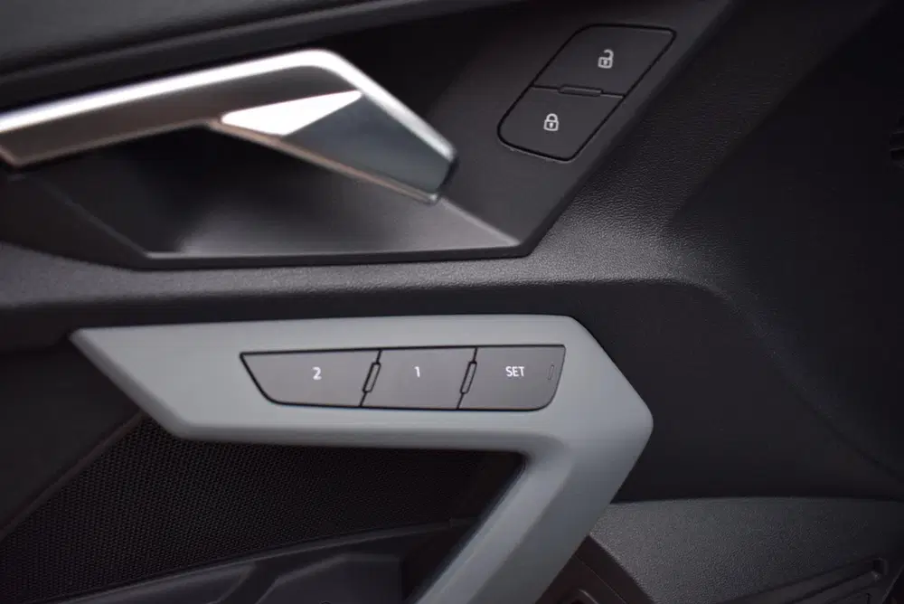Audi A3 45 TFSI e S-LINE uit 2021, foto 13