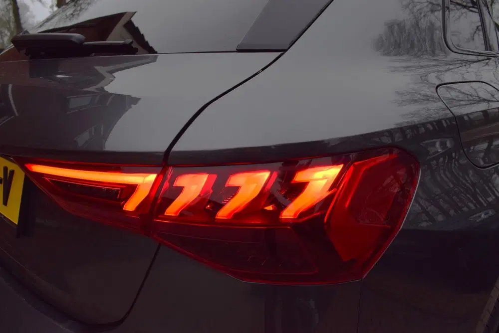 Audi A3 45 TFSI e S-LINE uit 2021, foto 8