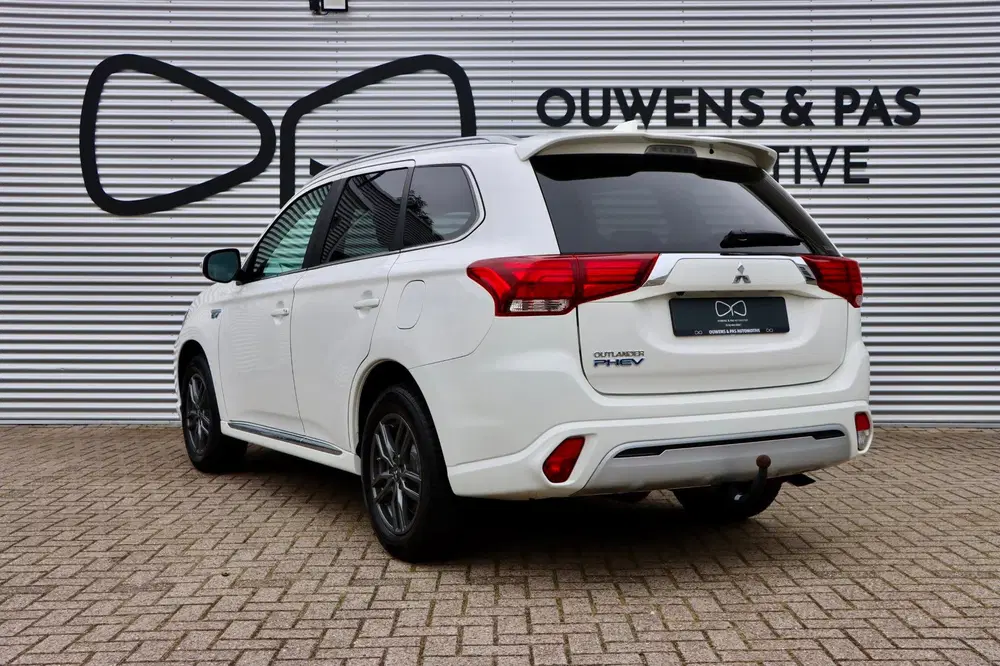 Mitsubishi Outlander 2.4 PHEV Pure uit 2021, foto 4