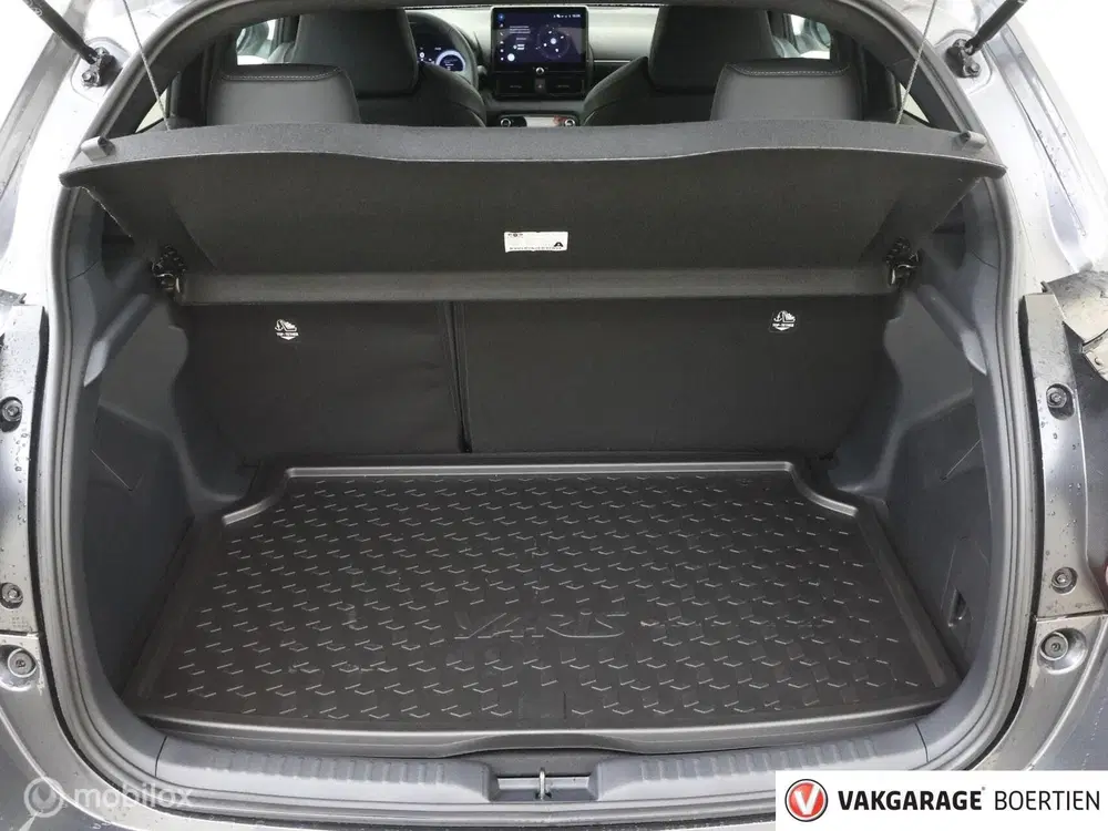 Toyota Yaris 1.5 Hybrid 130 Executive ( Nieuw 19 km ) uit 2025, foto 10